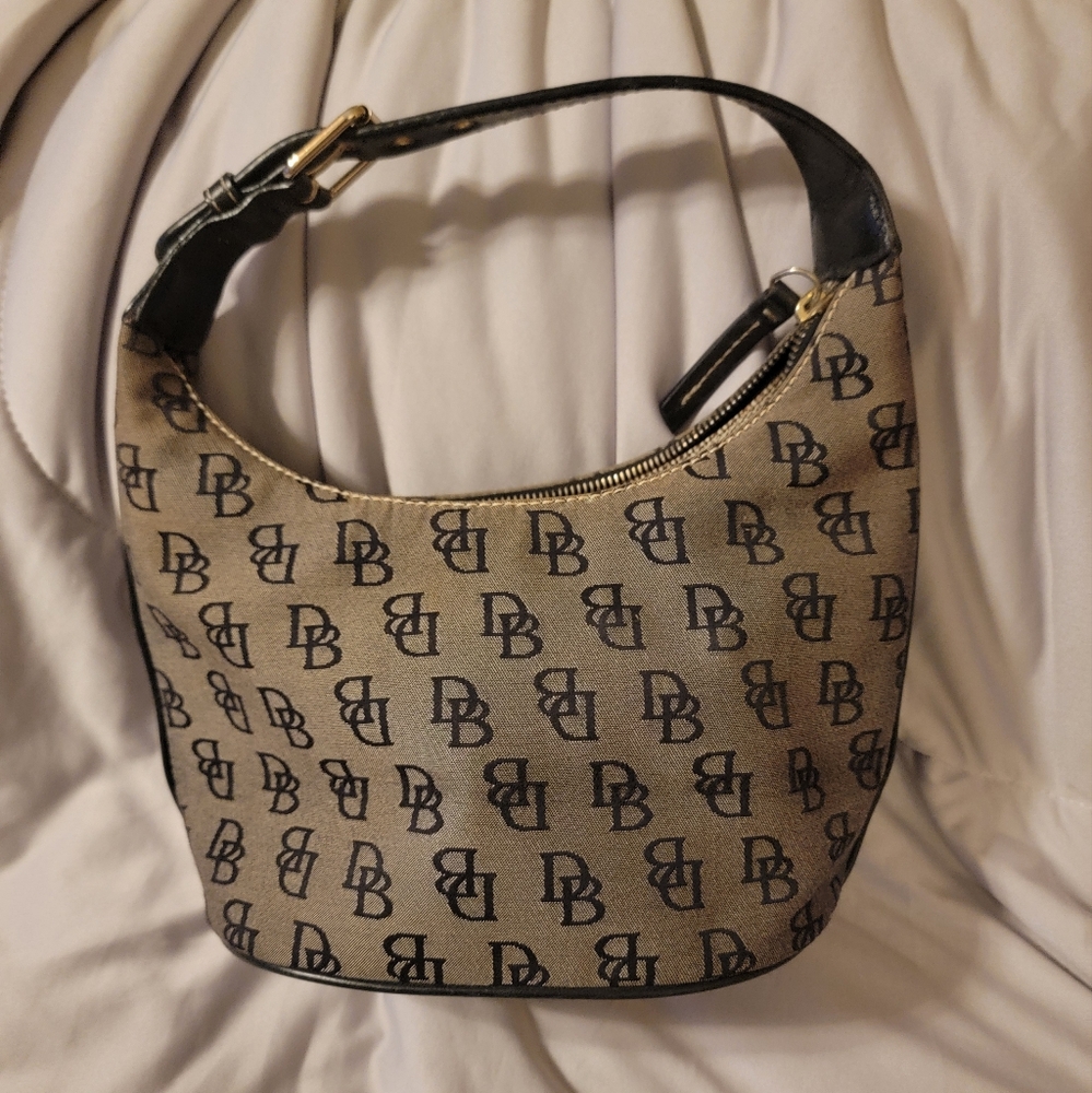Dooney & Bourke Handbag